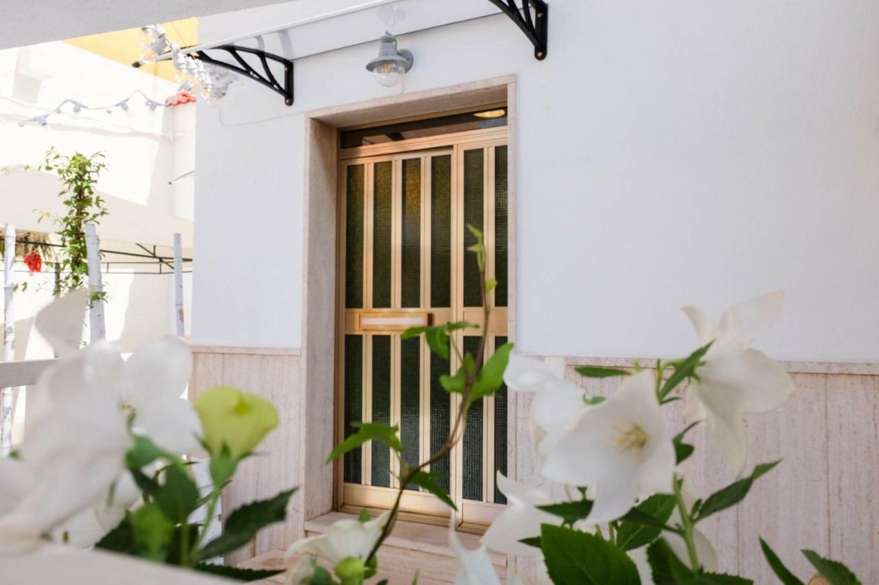 Villa La Dimora Al Mare Monopoli Exterior foto