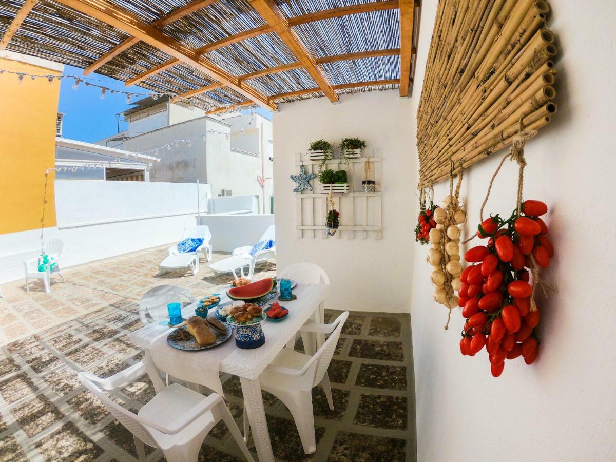 Villa La Dimora Al Mare Monopoli Exterior foto